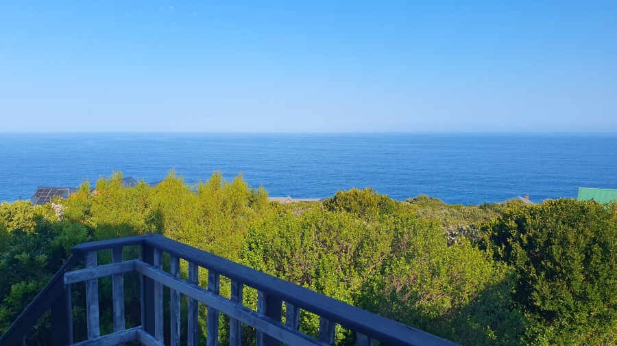 5 Bedroom Property for Sale in Herolds Bay Western Cape